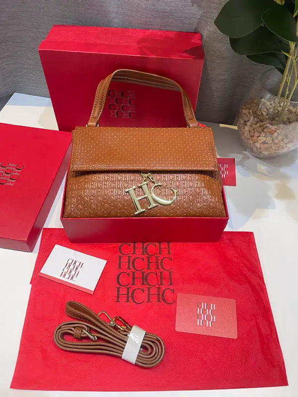 شنطة سي اتش الجديد ماستر شنط وحقائب CH