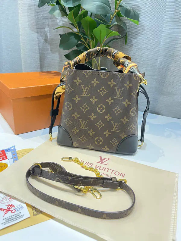 شنطة لويس فيتون الجديد ماستر 84 شنط وحقائب louis vuitton bags