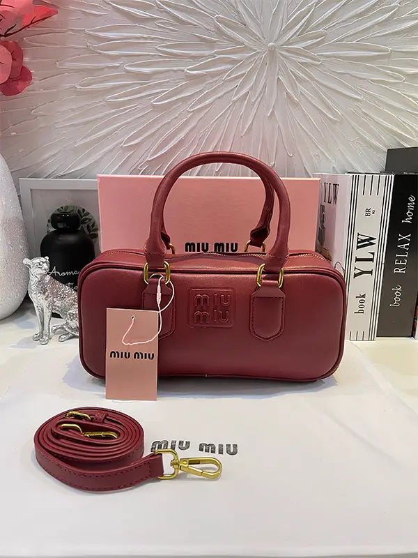 شنطة ميو ميو فلات شنط وحقائب miumiu bags