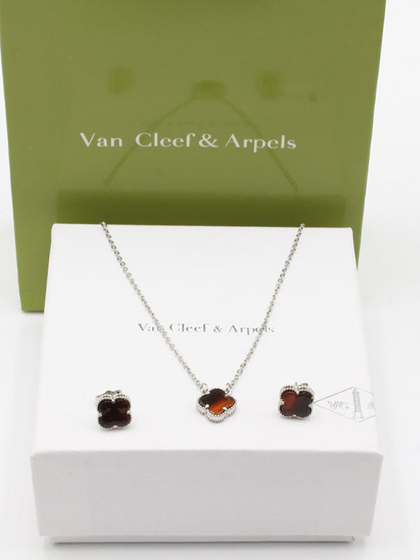 طقم فان كليف ناعم 2 قطع اطقم van cleef بني فضي