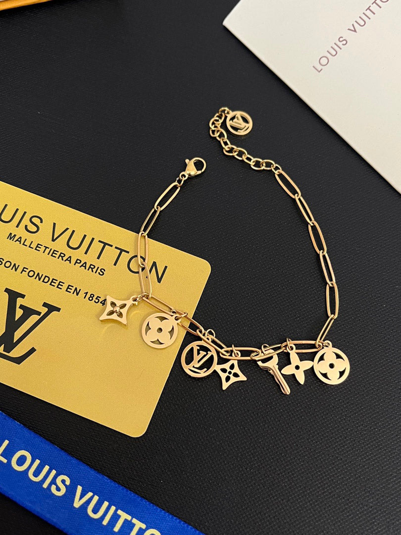 اساور لويس فيتون بدنتس قولد اسواره louis vuitton