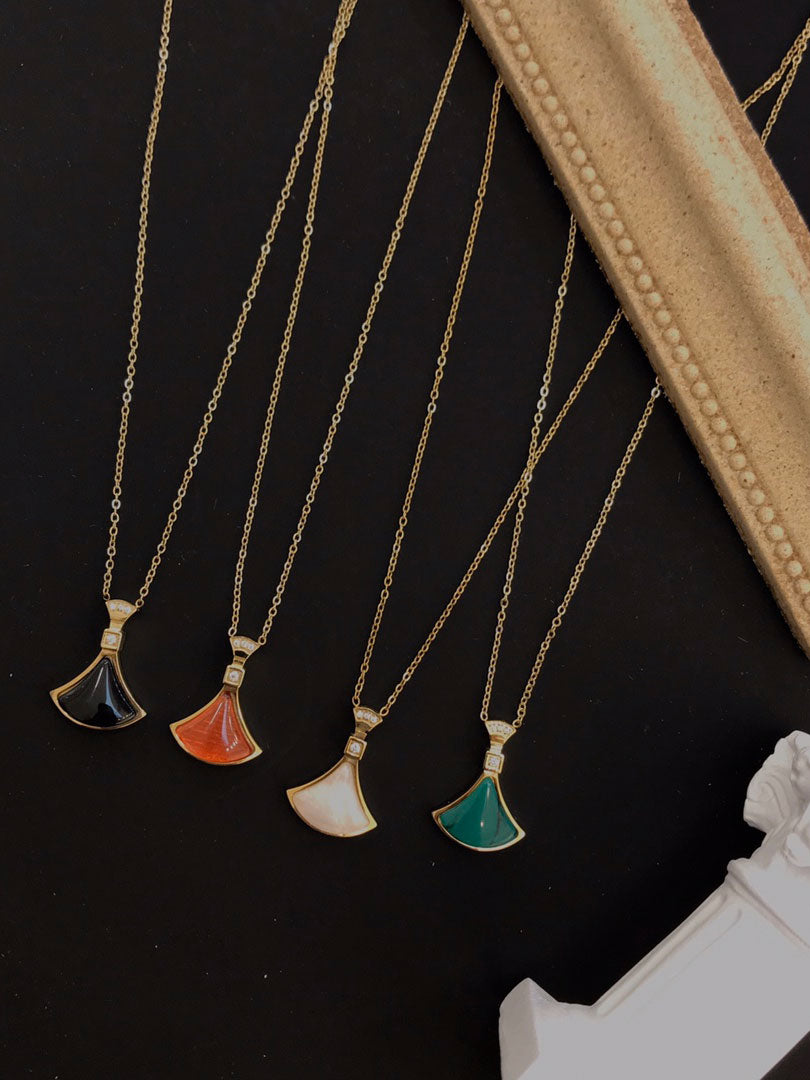 سلسال بولغاري ملون شيل سلسال bvlgari