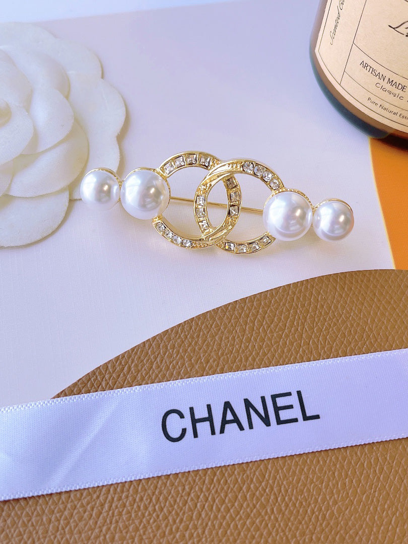 بروش ماركة شانيل لولو دوائر بروش chanel