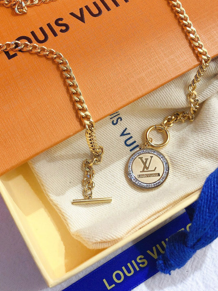 سلسال لويس فيتون بيق لوقو قولد سلسال louis vuitton