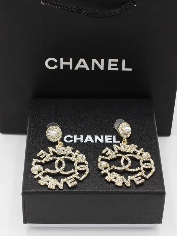 حلق شانيل كبير لولو وكريستال لوقو حلق chanel