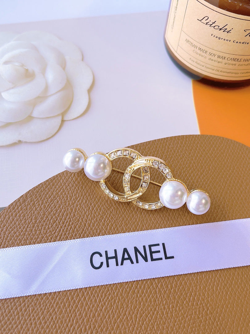 بروش ماركة شانيل لولو دوائر بروش chanel