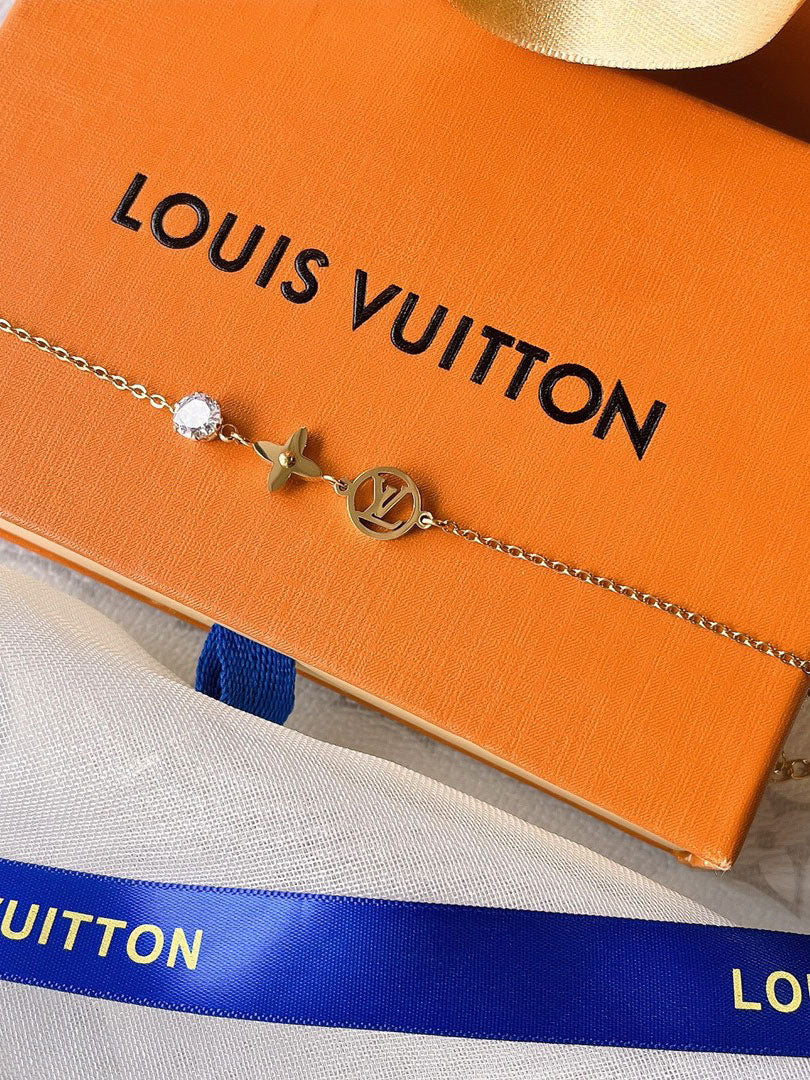 اسواره لويس فيتون لوقو بندنتس اسواره louis vuitton
