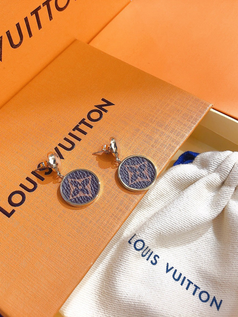 حلق لويس فيتون 8048 حلق louis vuitton