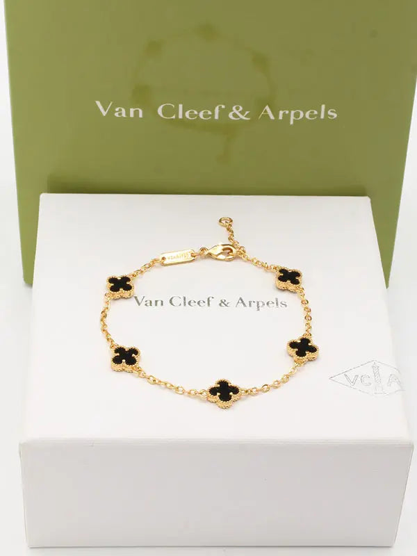 اساور فان كليف لوقو صغير اسواره van cleef اسود ذهبي