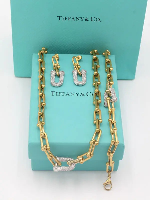 طقم تيفاني الجديد زركون 3 قطع اطقم tiffany