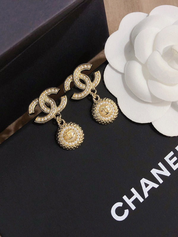 حلق شانيل لوقو بندنت حلق chanel