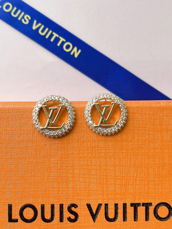 حلق لويس فيتون زركون كيرف لوقو حلق louis vuitton