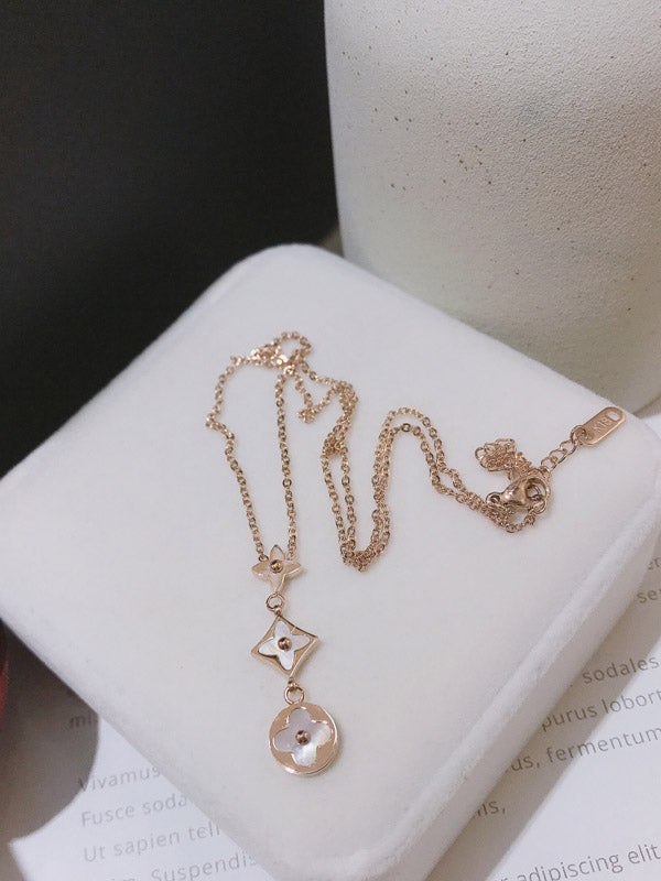 سلسال لويس فيتون ثري بندنتز سلسال louis vuitton