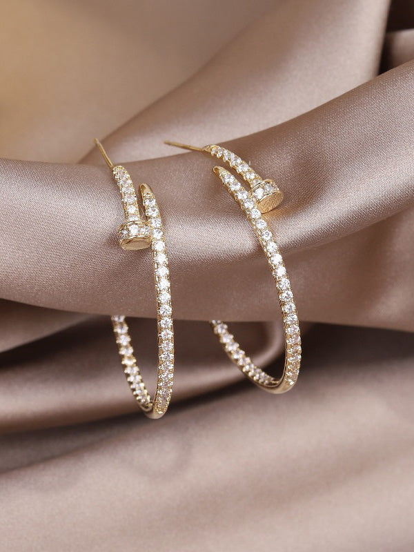 حلق كارتير زركون مسمار كبير حلق CARTIER ذهبي