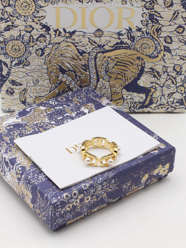 خاتم دبلة ديور بيرل خواتم dior