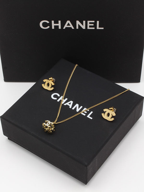 طقم شانيل مكس لوقو اطقم chanel