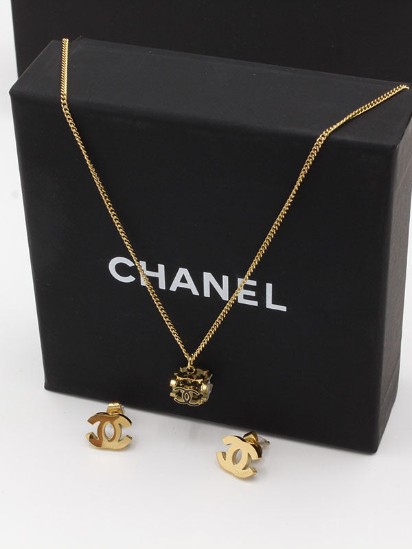طقم شانيل مكس لوقو اطقم chanel