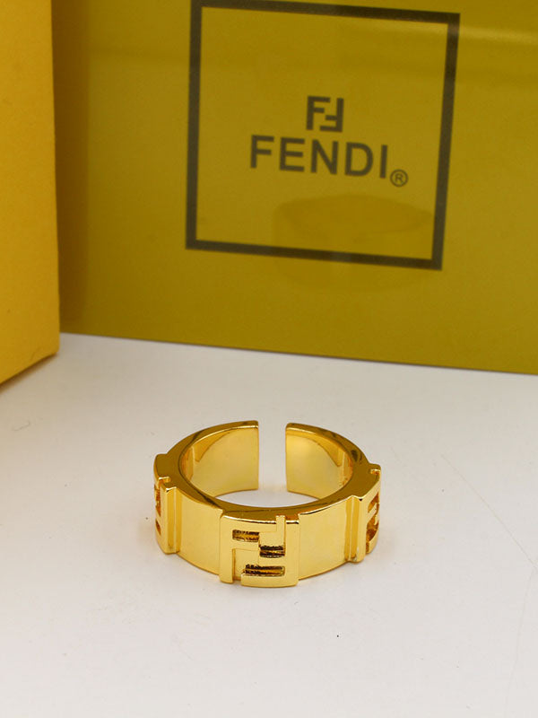 خاتم فندي سكوير لوقو FF خواتم fendi ذهبي