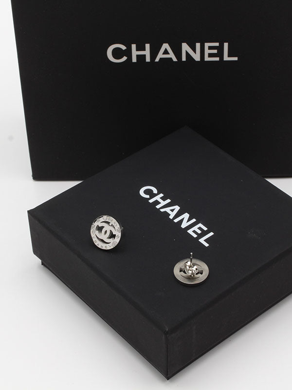 حلق شانيل مدور لوقو حلق chanel