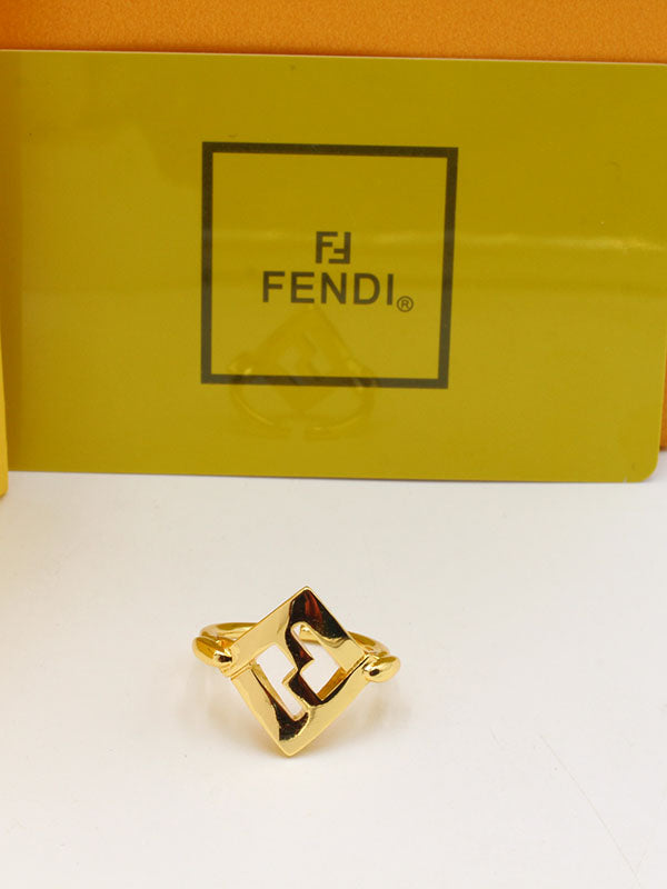 خاتم فندي سكوير اديشن لوقو خواتم fendi ذهبي