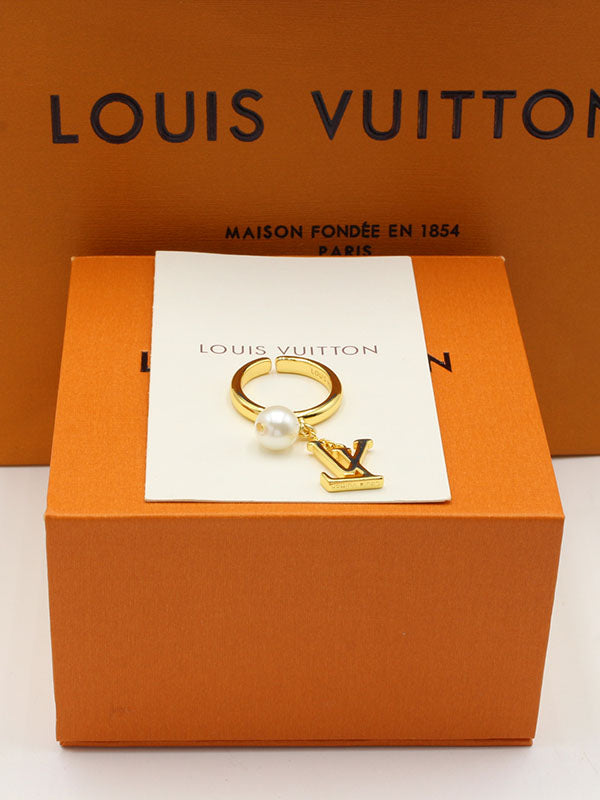 خاتم لويس فيتون لوقو& لولو بنتدنتس خواتم louis vuitton