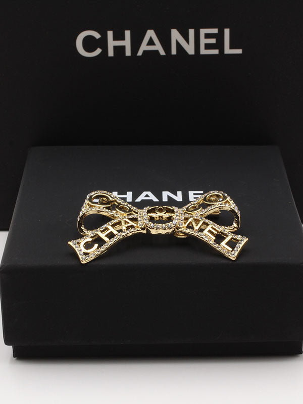 بروش شانيل فيونكة بروش chanel