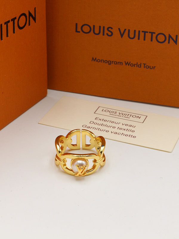 دبلة لويس فيتون لولو عريضه خواتم louis vuitton