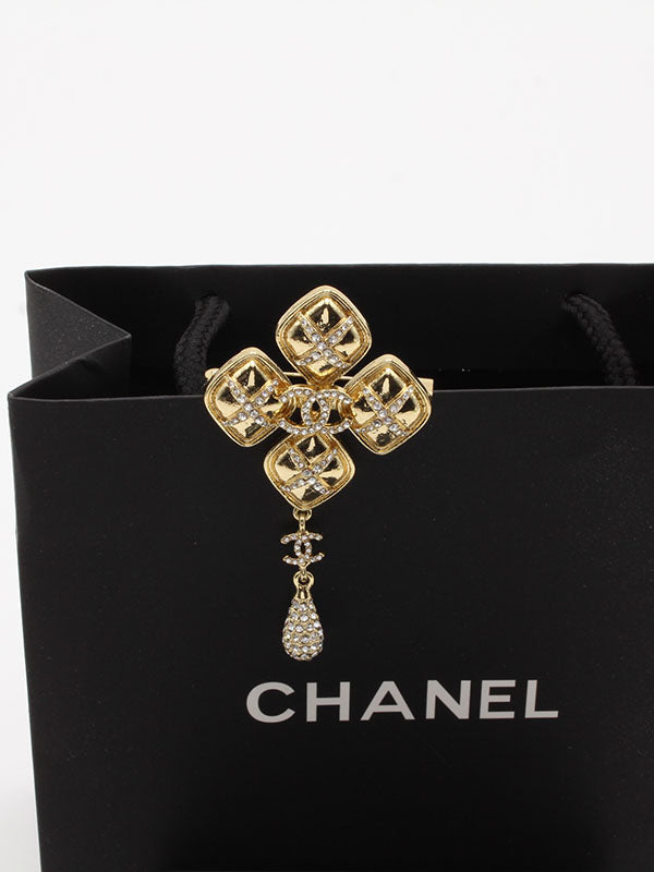 بروش شانيل كبير بروش chanel ذهبي