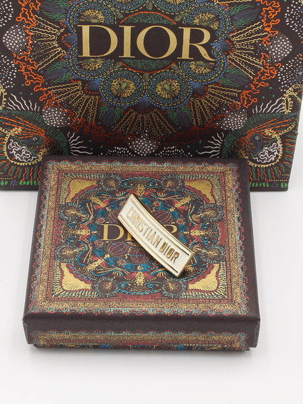 بروش كريستيان ديور بروش dior