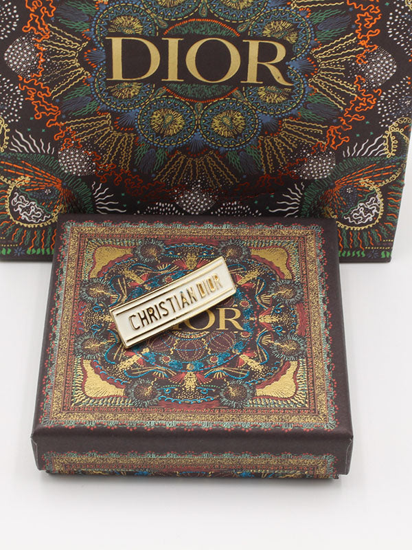 بروش كريستيان ديور بروش dior