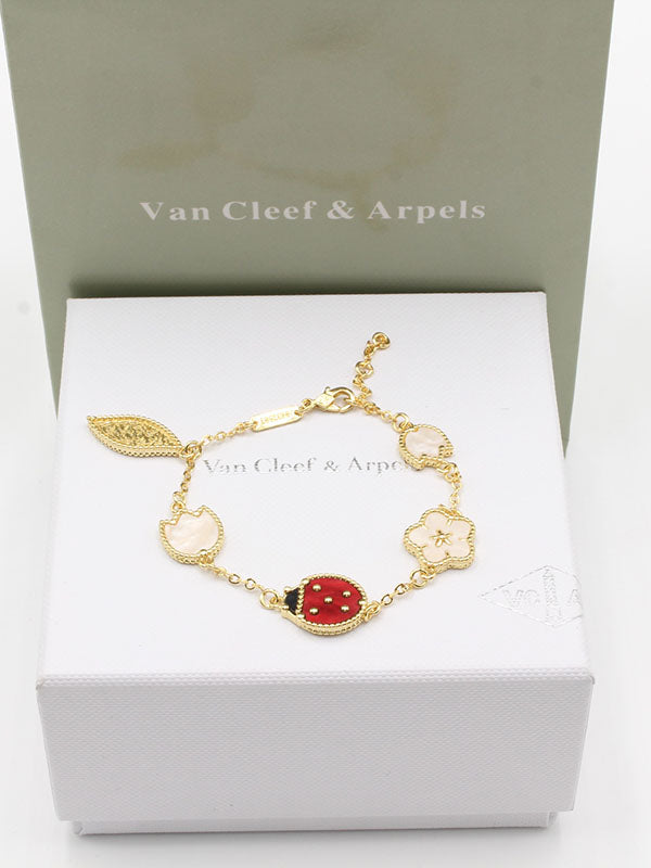 اسوارة فان كليف ماستر ناعمة اسواره van cleef ابيض
