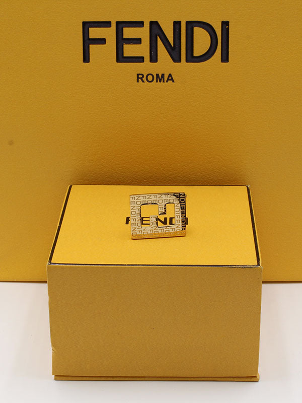 بروش فندي ميتال ذهبي بروش fendi