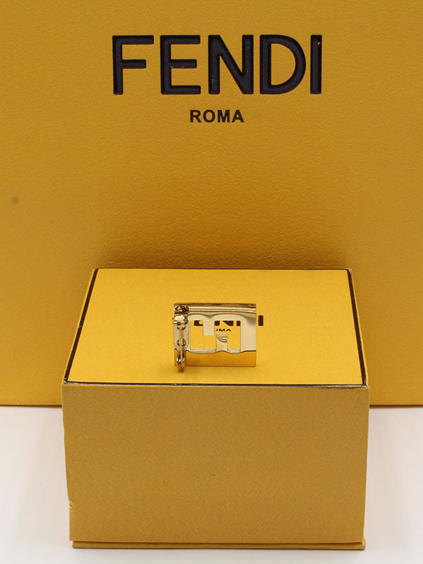 بروش فندي ميتال ذهبي بروش fendi