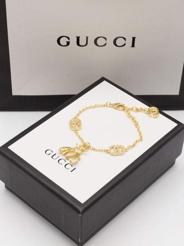 اساور قوتشي بترفلاي اسواره gucci