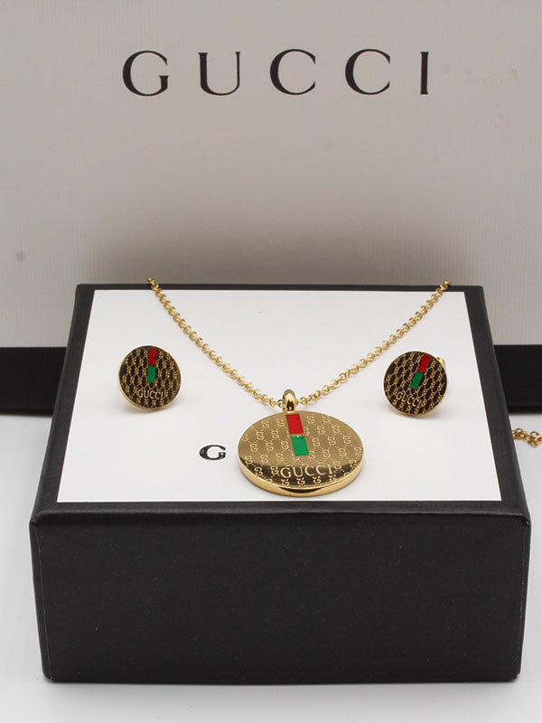 طقم قوتشي مدور ملون لوقو اطقم gucci