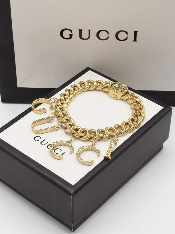 اساور قوتشي بيق شاين بنتدنت لوقو اسواره gucci