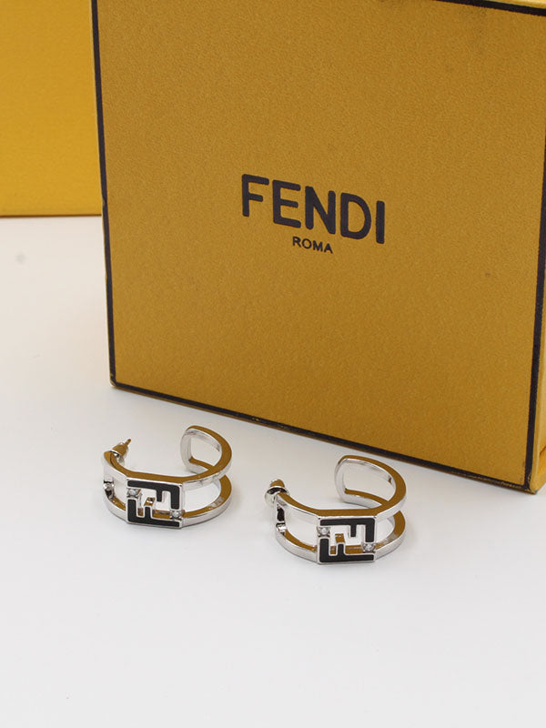حلق فندي مدور FF حلق fendi اسود فضي