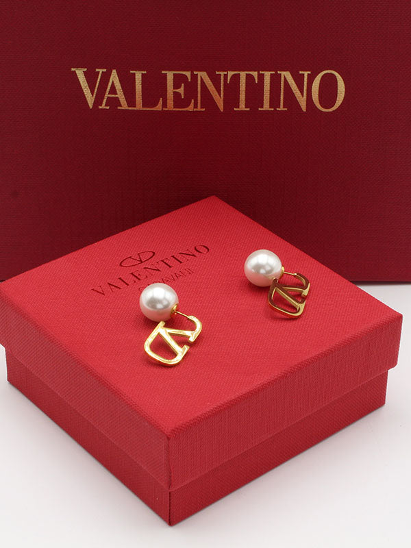 حلق فالنتينو لولو بيهايند حلق VALENTINO