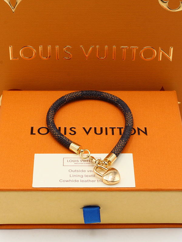 اساور لويس فيتون نيو كي براون ليذر اسواره louis vuitton