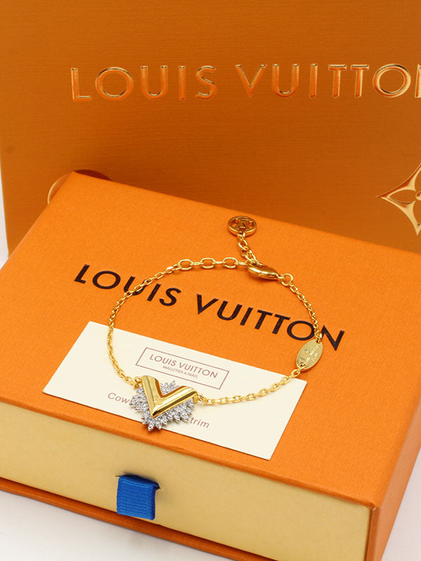اساور لويس فيتون زركون حرف v لوقو اسواره louis vuitton