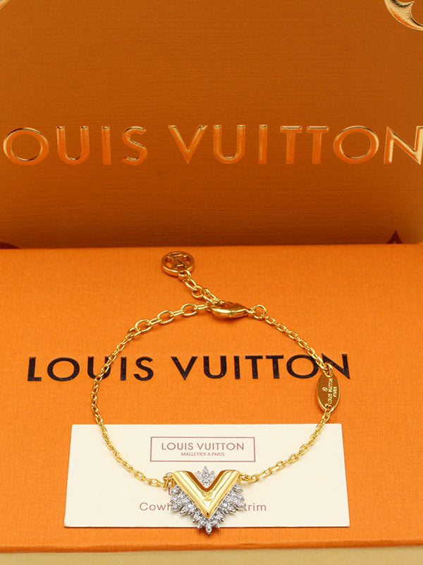 اساور لويس فيتون زركون حرف v لوقو اسواره louis vuitton
