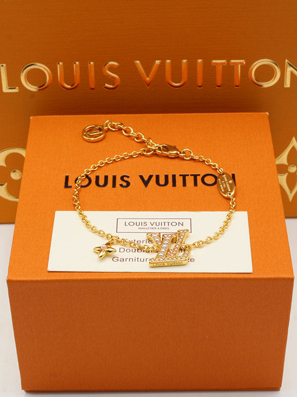 اساور لويس فيتون لولو بيرل وذ لوقو اسواره louis vuitton