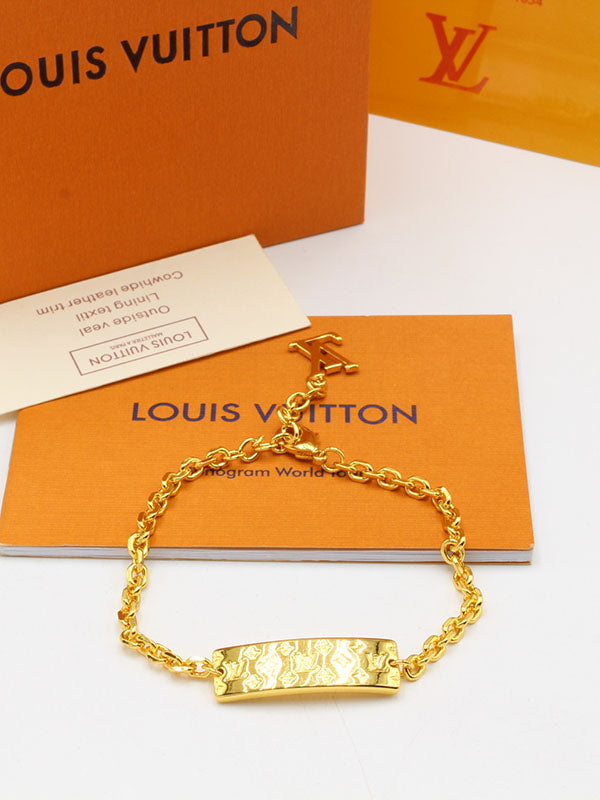 اساور لويس فيتون بيق شاين لوقو اسواره louis vuitton ذهبي