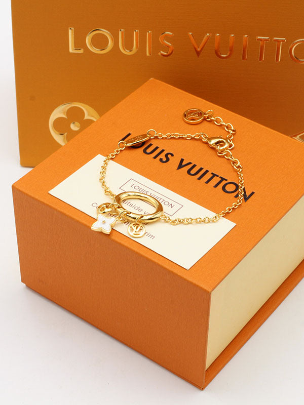 اساور لويس فيتون بيضاوي لوقو اسواره louis vuitton