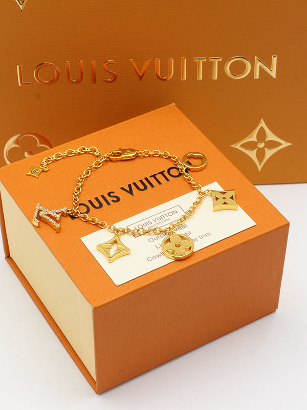 اساور لويس فيتون هيفي بنتدنتس لوقو اسواره louis vuitton