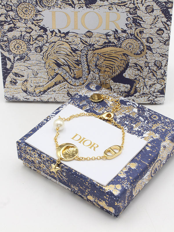 اساور ديور نيو شيب لوقو اسواره dior