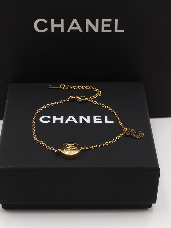 اسواره شانيل ناعمه لوقو ذهبية اسواره chanel