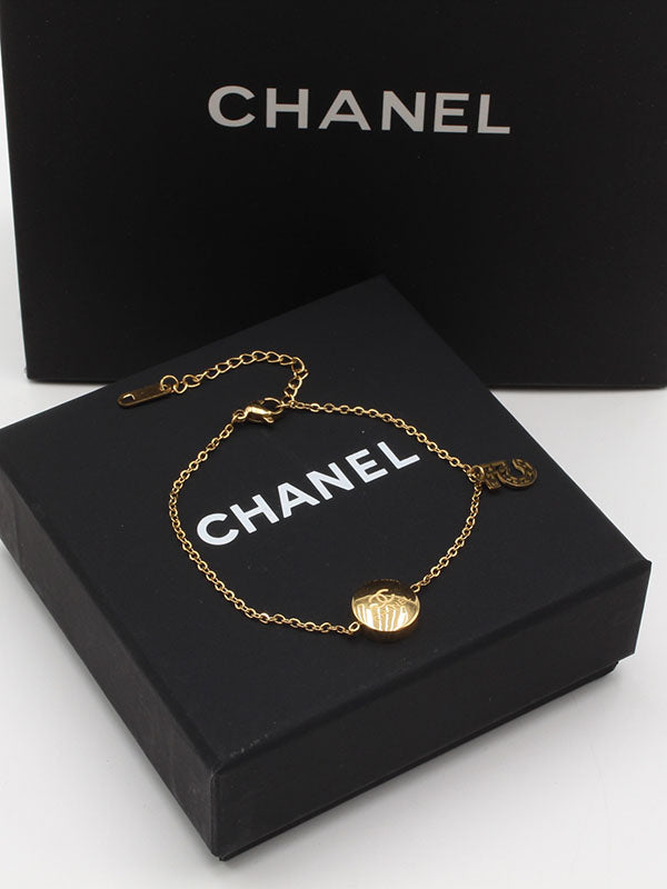 اسواره شانيل ناعمه لوقو ذهبية اسواره chanel