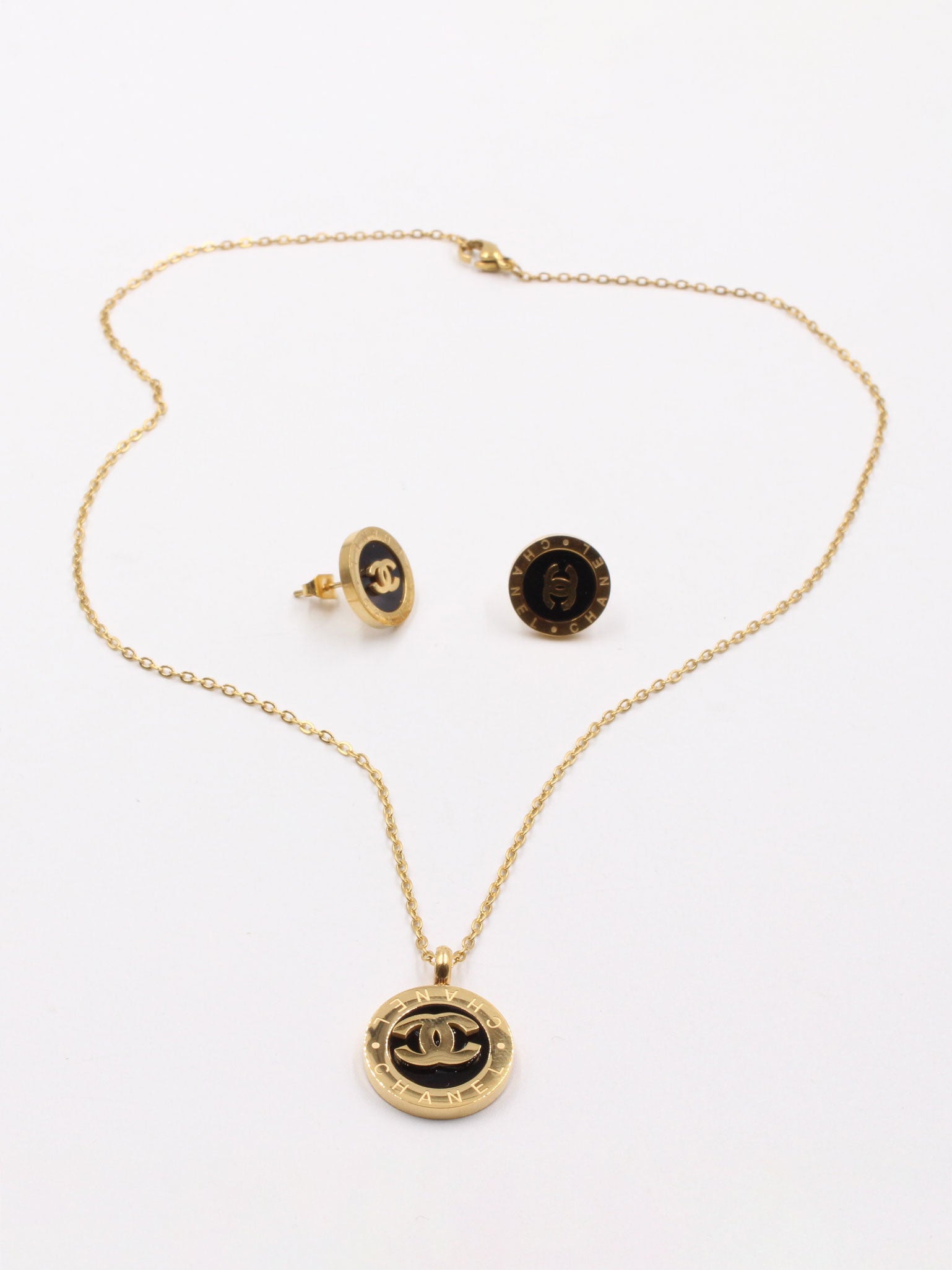 طقم شانيل شيل ملون اطقم chanel اسود