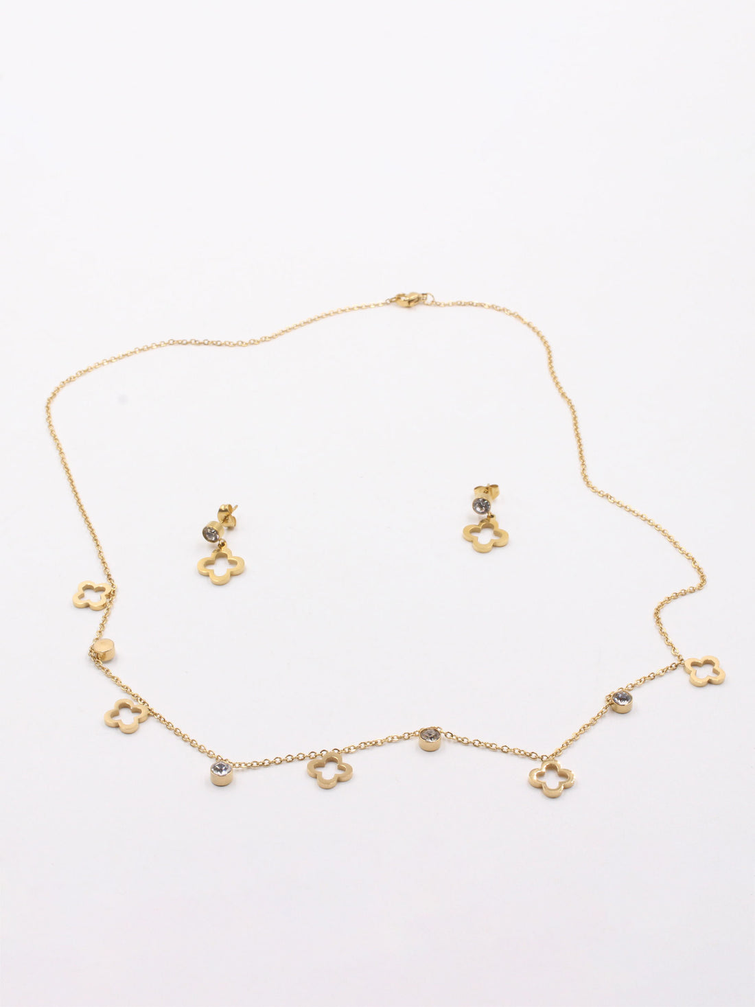 طقم لويس فيتون تشوكر ذهبي اطقم louis vuitton